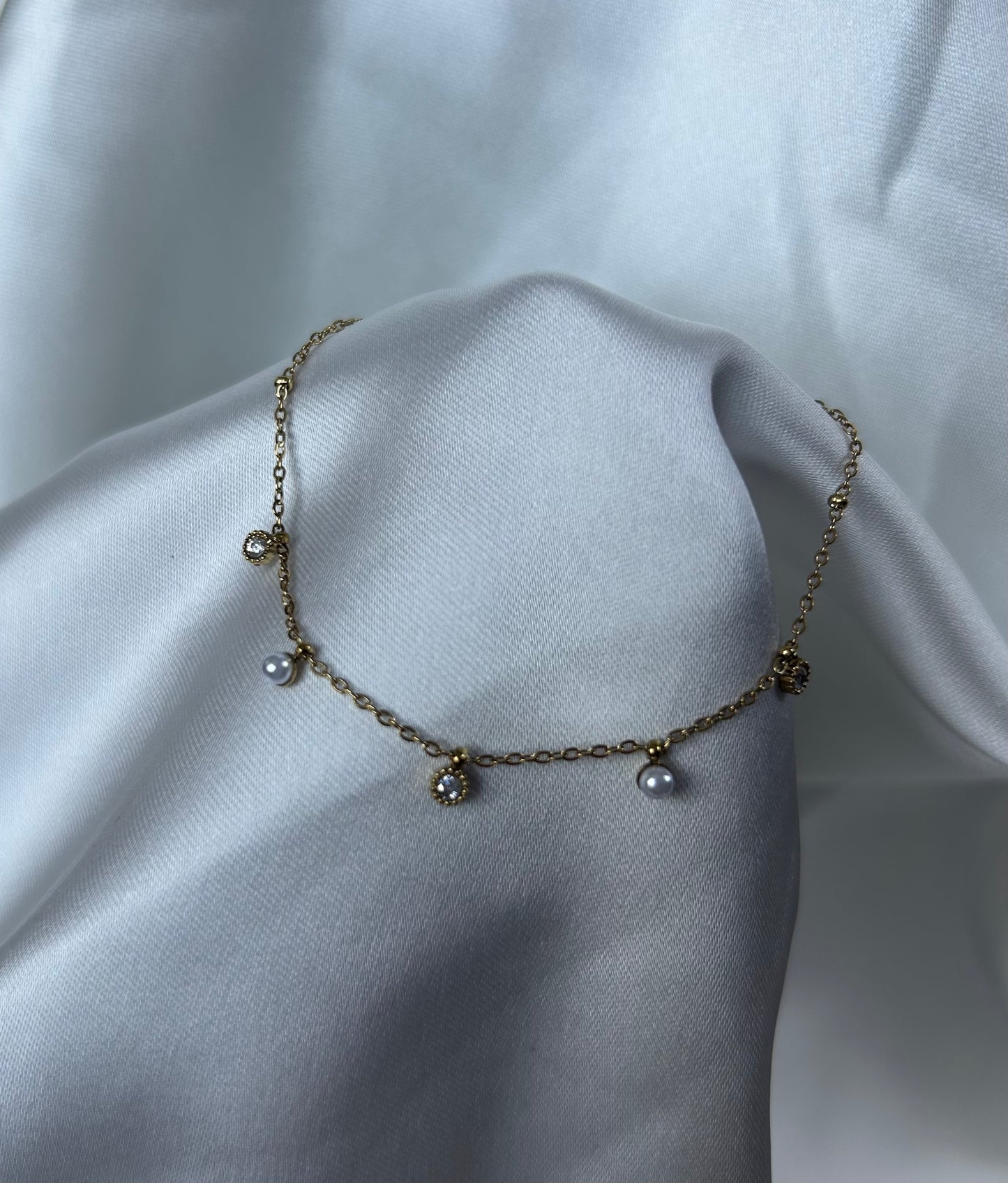 Bracelet April