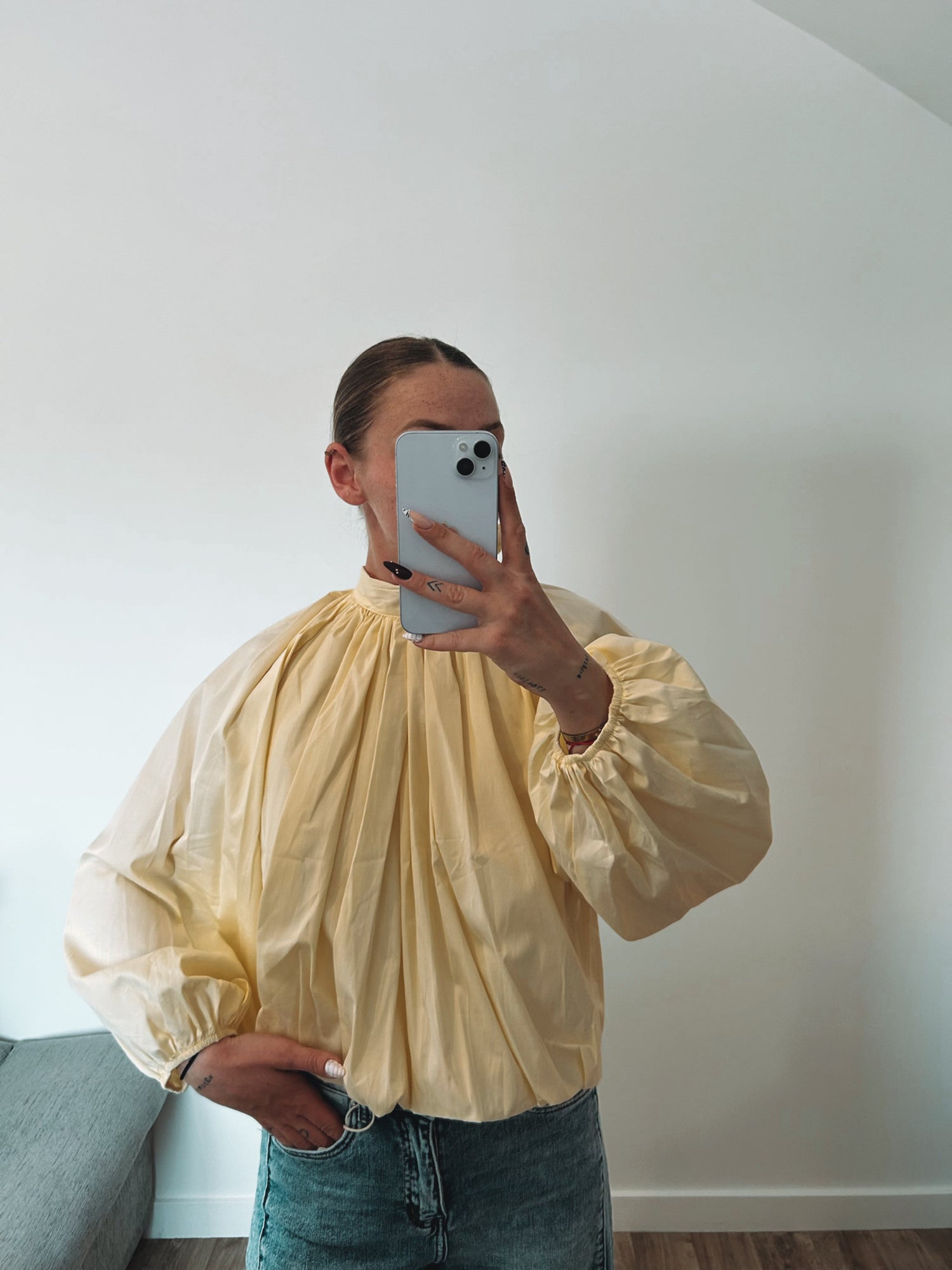 CHEMISES & BLOUSES