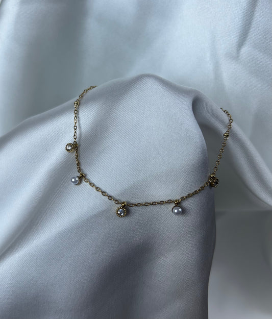 Bracelet April